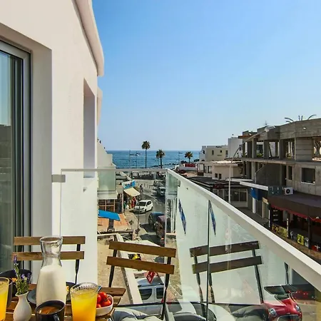 Phaedrus Living: Seaside Luxury Flat Lighthouse 65 Apartment